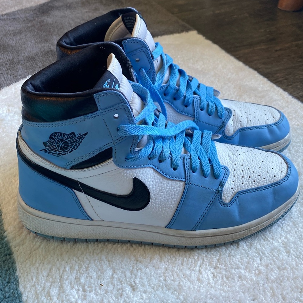 COPY - Nike Air Jordan 1, high University Blue, Men’s 8, pre loved condition